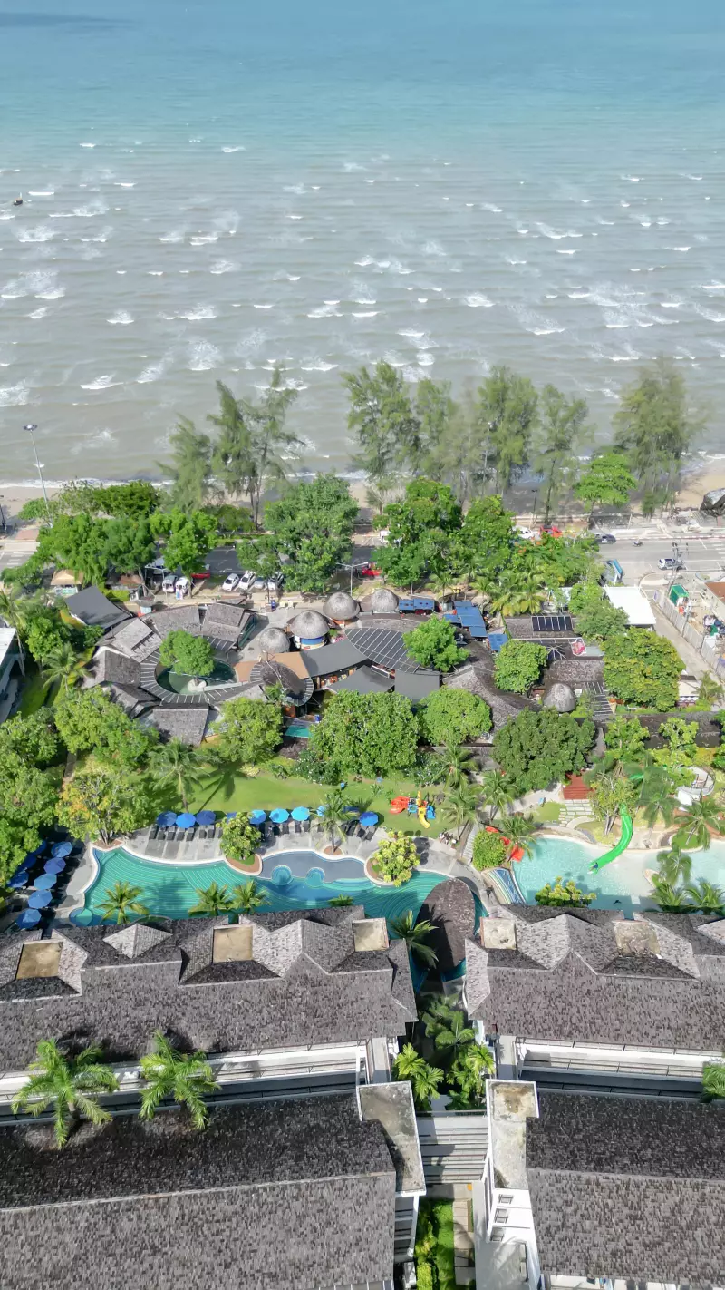 Holiday Ao Nang Beach Resort Krabi